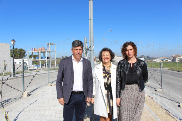 El Ayuntamiento continúa mejorando los accesos a la ciudad en la Avenida de Europa
