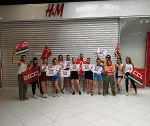 La plantilla de H&amp;M en Córdoba vuelve a parar y cerrar la tienda para exigir mejoras laborales y salariales